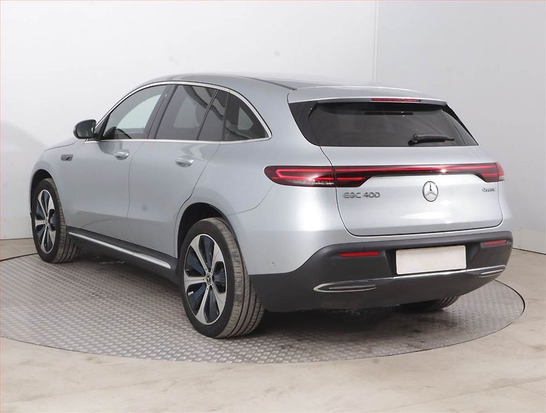 Mercedes-Benz EQC (2019) 400 4MATIC, SoH 94% - fotka 4 z 21