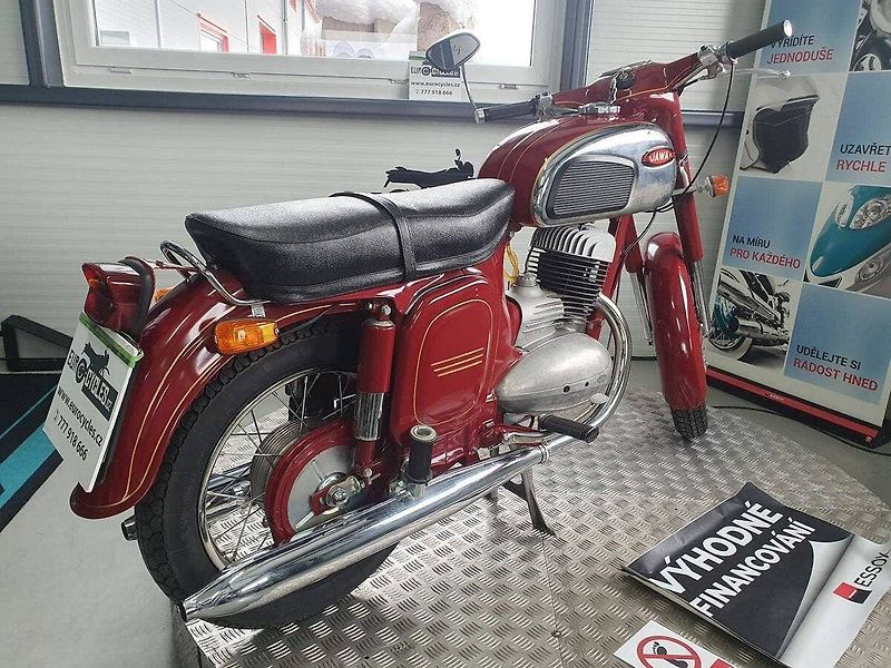 Jawa 250/592 (1972) - fotka 5 z 5