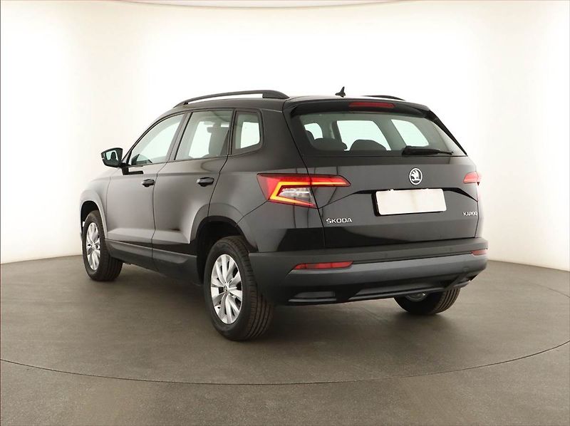 Škoda Karoq (2019) 1.5 TSI, Automat, Navi - fotka 4 z 14