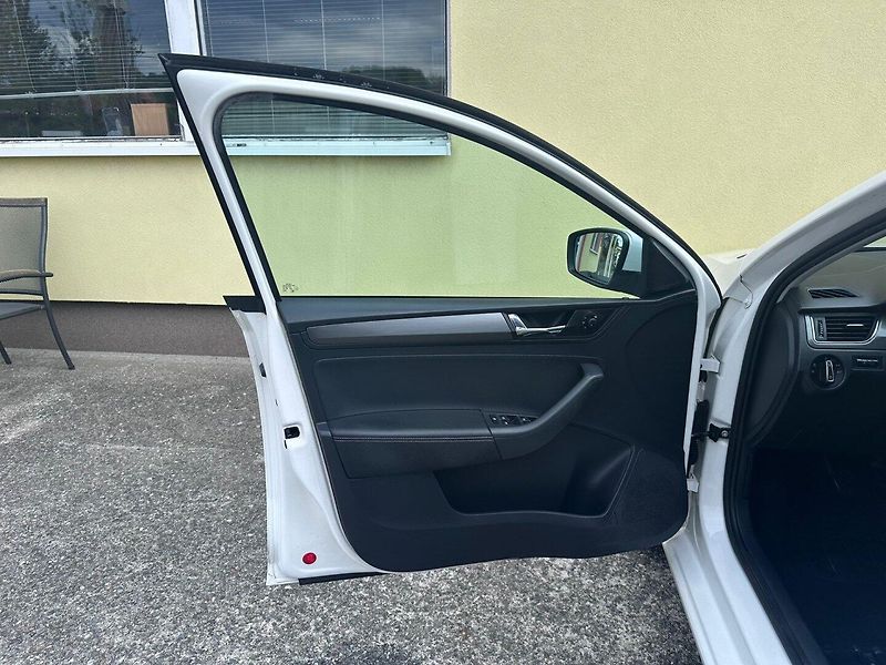 Škoda Rapid (2019) 1.0TSi 81kW/1MAJ/ČR/Výhřev/TOP - fotka 11 z 30