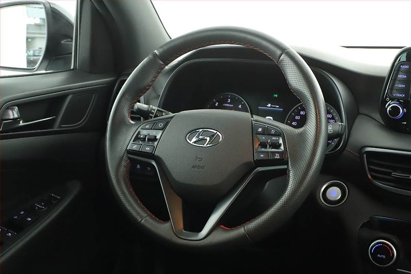Hyundai Tucson (2020) N-Line 2.0 CRDi - fotka 15 z 17