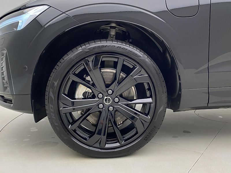 Volvo XC60 T8 AWD RECHARGE REZERVACE - fotka 38 z 65
