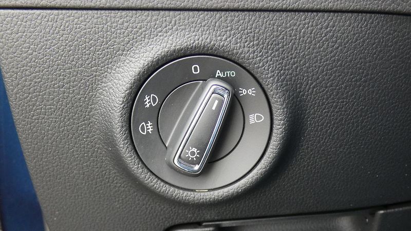 Škoda Superb 2,0 TDI 147kw 4x4 DSG Style - fotka 10 z 27