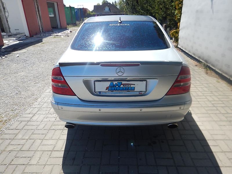 Mercedes-Benz Třídy E E 350 4MATIC, DIGIKLIMA - fotka 5 z 32