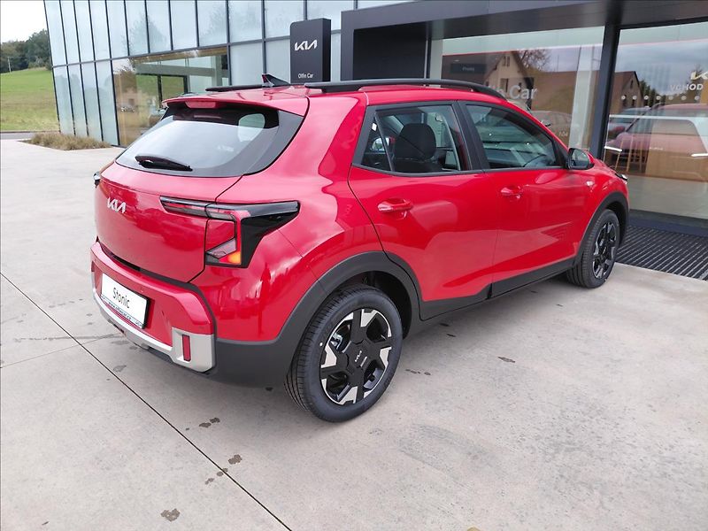 Kia Stonic 1,0   T-GDI 7DCT SPIN - fotka 8 z 17