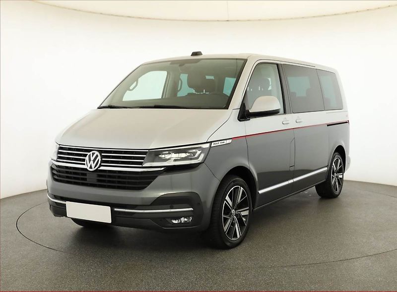 Volkswagen Multivan (2020) Highline 2.0 TDI, ČR - fotka 2 z 20