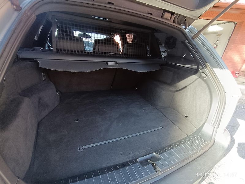 BMW Řada 3 (2001) špičková výbava - fotka 19 z 27