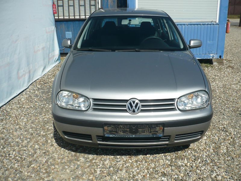 Volkswagen Golf 1.6i 77Kw Koupeno ČR - fotka 2 z 27
