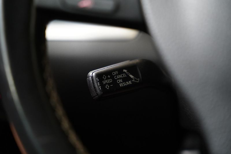Volkswagen Sharan - fotka 17 z 24
