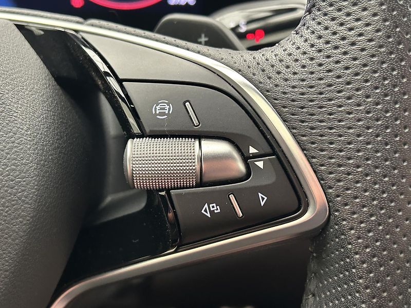 Škoda Kodiaq 2.0 TDI 4x4 SportLine - fotka 19 z 28