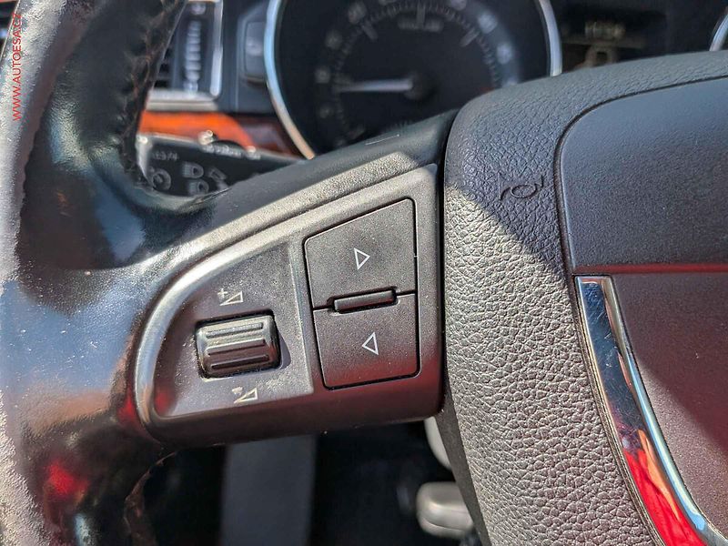 Škoda Superb (2011) 2.0 TDi 4x4, ČR, Navi, bixen - fotka 13 z 16