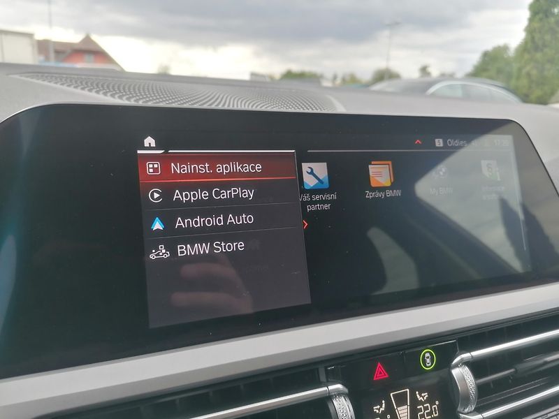 BMW Řada 3 (2021) 2.0 318D A/T Kůže - fotka 20 z 33