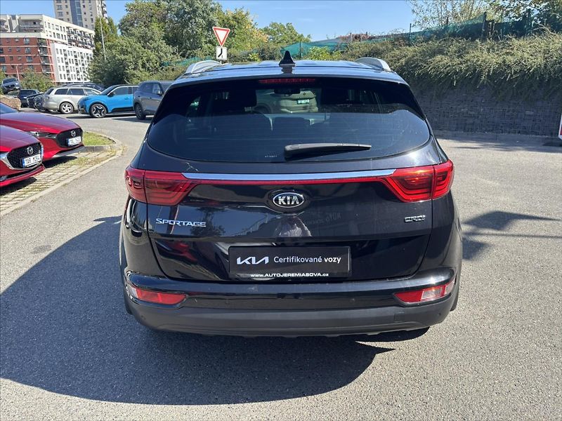 Kia Sportage 1,7 CRDi Style KAMERA TOP STAV - fotka 4 z 39