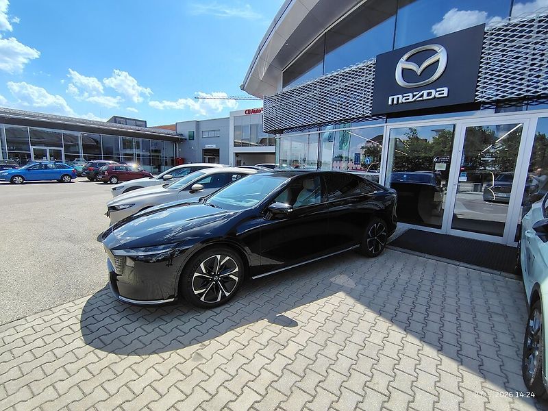 Mazda 6 EV 258ps - fotka 2 z 6