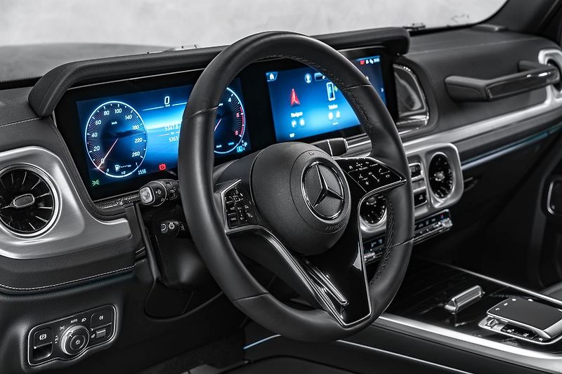 Mercedes-Benz Třídy G Exclusive line - fotka 16 z 23