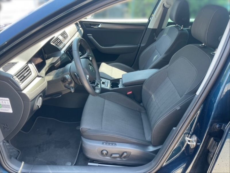 Škoda Superb 2,0 TDI 147 4x4 Style Aut - fotka 7 z 11