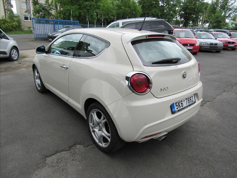 Alfa Romeo MiTo 1,4 Turbo 99kW - fotka 4 z 30