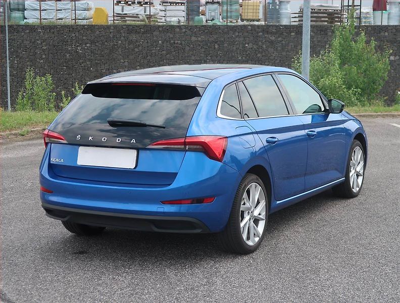 Škoda Scala (2019) 1.6 TDI, Tempomat - fotka 5 z 13