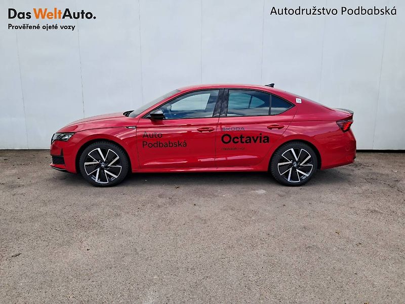 Škoda Octavia (2025) IV Sportline 1.5 TSI m-HEV / 1 - fotka 3 z 30