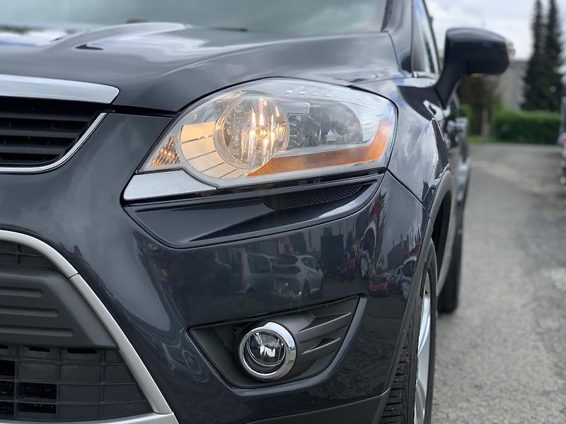 Ford Kuga 2.0TDCi KLIMATIZACE  ALU KOLA - fotka 34 z 38