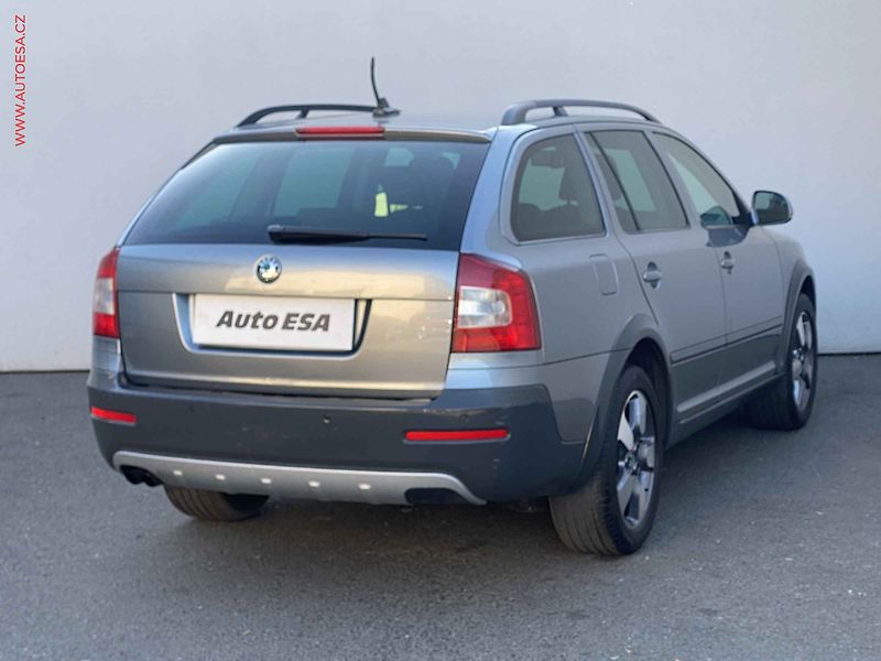Škoda Octavia (2013) 2.0 TDi 4x4, Scout - fotka 4 z 17