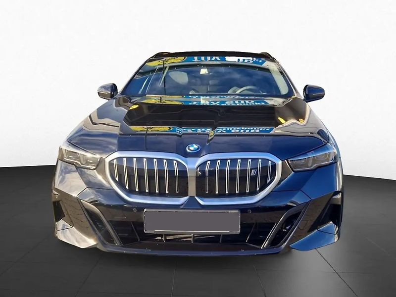 BMW i5 eDrive40 M-Sport 360 DA+ HuD T - fotka 2 z 9