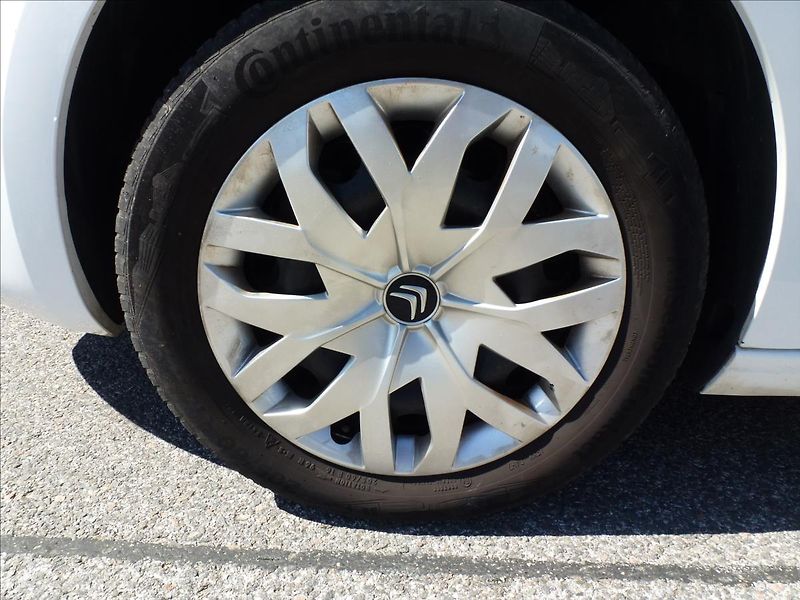 Citroën C4 Picasso 1,2 Pure Tech 110 Nové rozvody - fotka 38 z 42