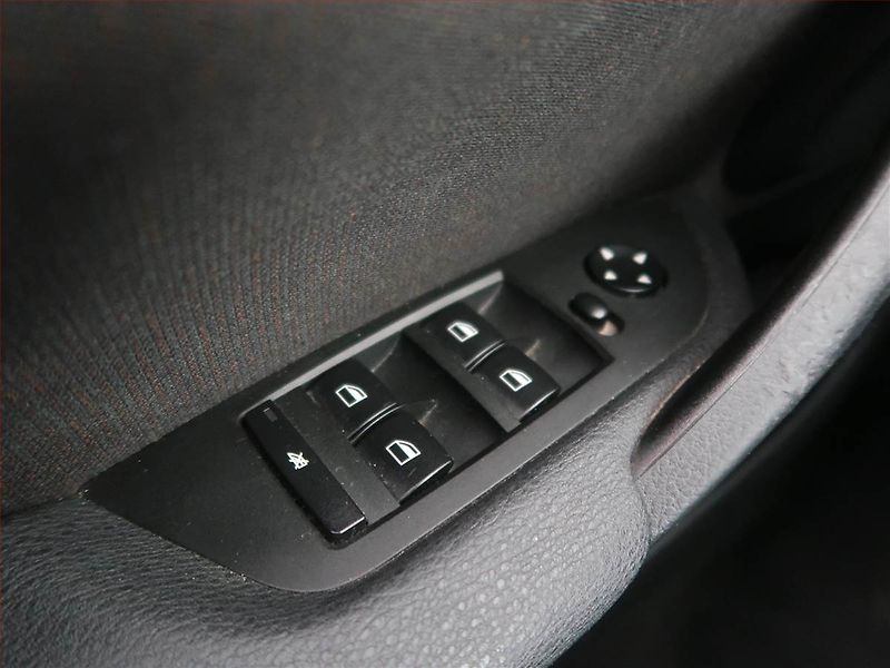 BMW X1 (2014) xLine xDrive20d, 4X4, Automat - fotka 18 z 18