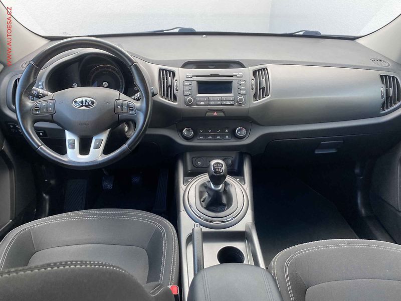Kia Sportage (2013) 1.6 GDi 2WD, Vision - fotka 8 z 15