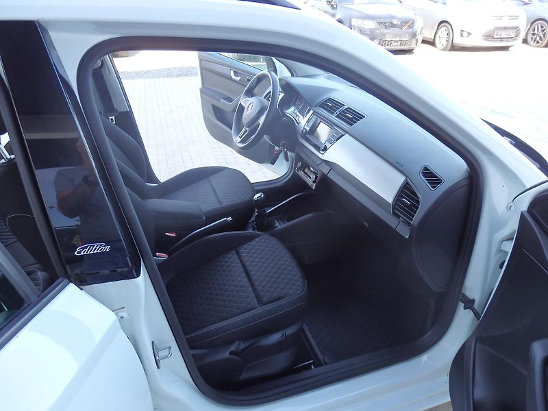 Škoda Fabia 1.2 TSI DIGI. KLIMA, ESP - fotka 10 z 15