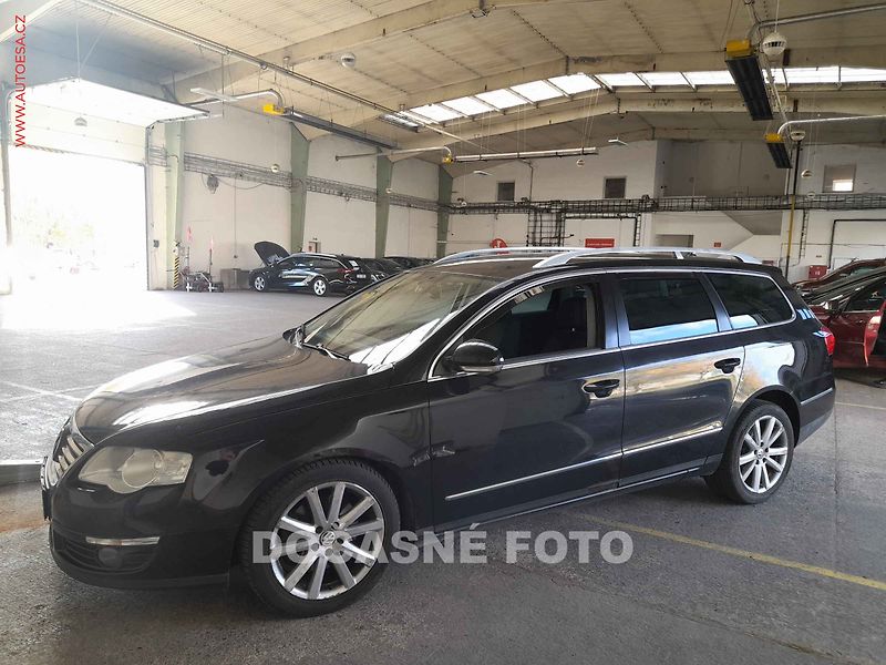 Volkswagen Passat (2009) 1.4TSi B6, autoAC, temp - fotka 1 z 3
