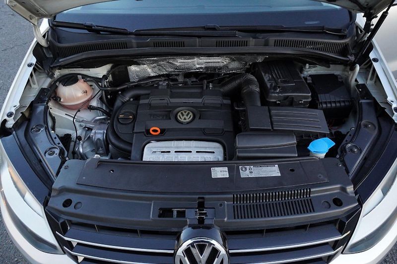 Volkswagen Sharan 1.4 TSI 7MÍST BEZ KOROZE - fotka 31 z 31