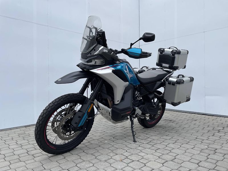 CFMOTO (2025) 800MT-X EU5+ - fotka 6 z 13