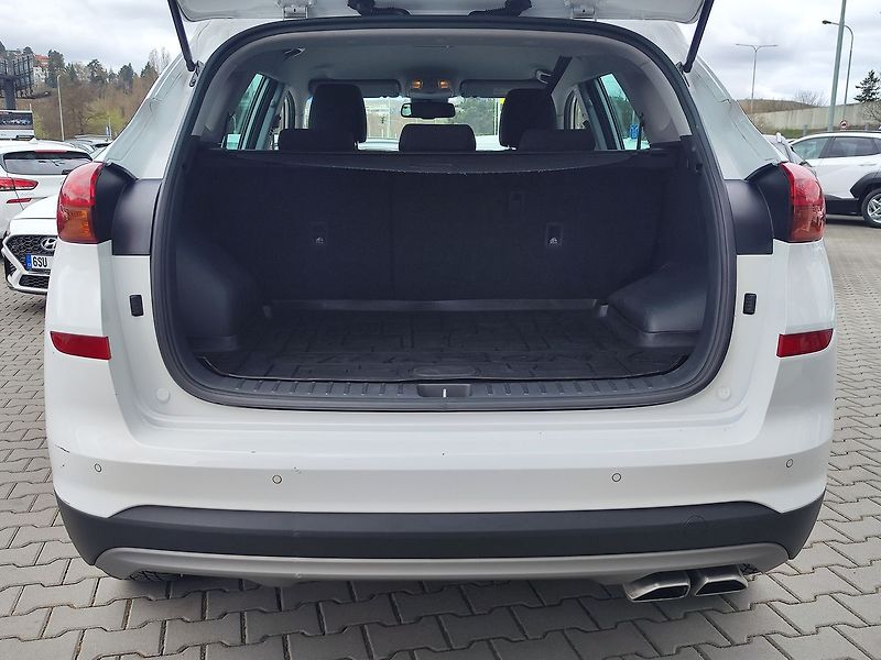 Hyundai Tucson 2.0 CRDI/136kW Adventure DCT - fotka 9 z 28