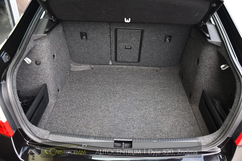 Škoda Octavia 2.0TDi PDC KESSY  - fotka 32 z 38