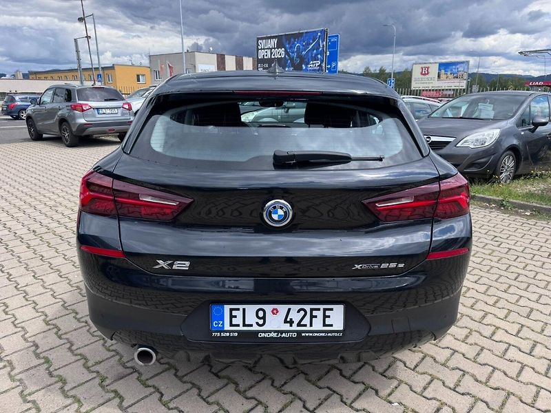 BMW X2 (2022) 4X4 25E 1,5i 162KW ZÁRUKA DPH - fotka 5 z 50
