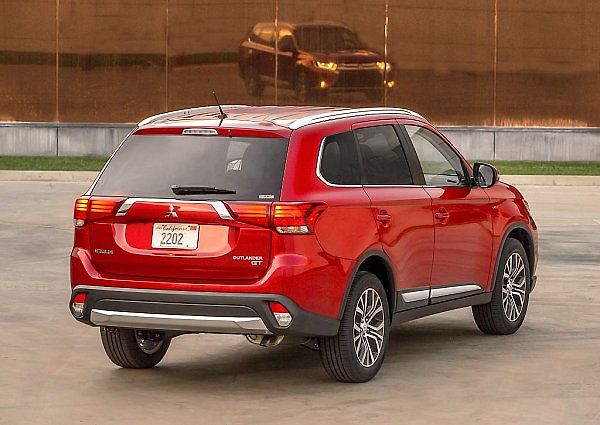 Mitsubishi Outlander.