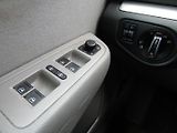 Seat Alhambra (2014) 2.0 TDI 103kW 4KIDS - náhled 27