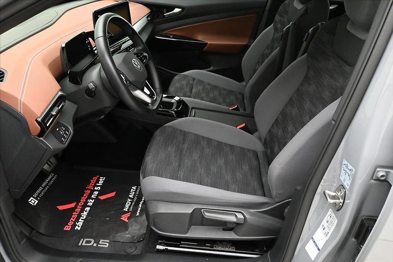 Volkswagen ID.5 Pro 77kW 128kW SoH 94% Záruka - fotka 13 z 29