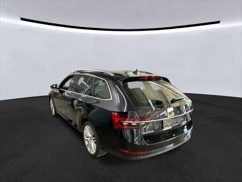 Škoda Superb 2,0 TDI TAŽNÉ WEBASTO KAMERA - fotka 3 z 10