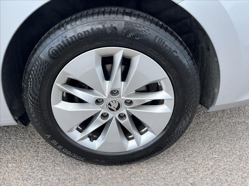 Škoda Octavia 2,0 TDi 110KW DSG 4x4 TZ -DPH - fotka 43 z 52