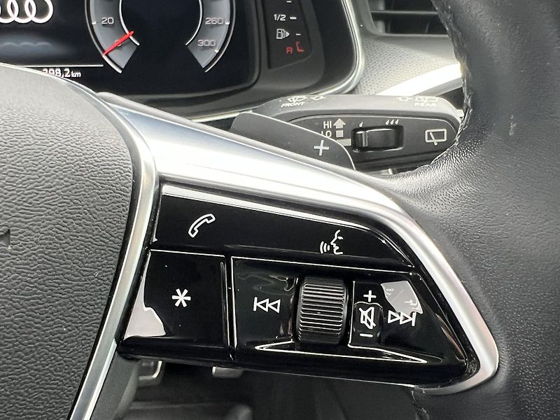 Audi A6 Allroad 3,0TDi 210kW QUATTRO - fotka 12 z 37