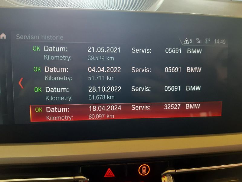 BMW Řada 3 318d BERLINE NAVI LED KAMERA - fotka 18 z 23