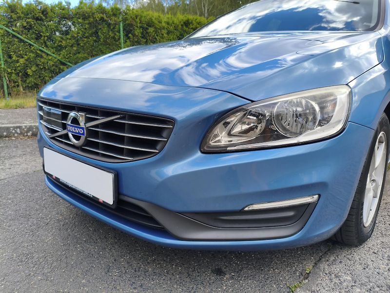 Volvo V60 (2014) 1,6 Diesel - fotka 30 z 33