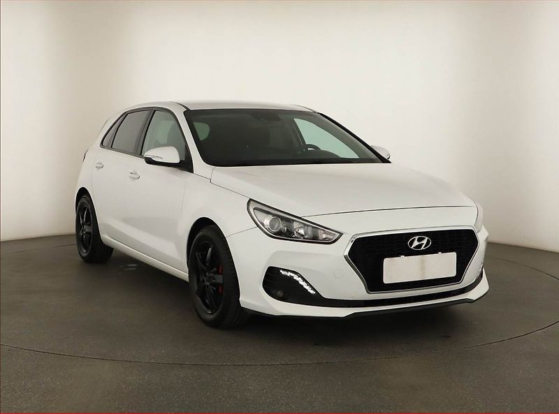 Hyundai i30 (2019) 1.4 CVVT, Tempomat - fotografie inzerátu