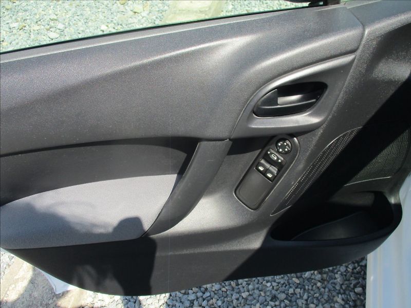 Citroën C3 1,2 VTi, klima, serv.kn., CZ - fotka 13 z 25