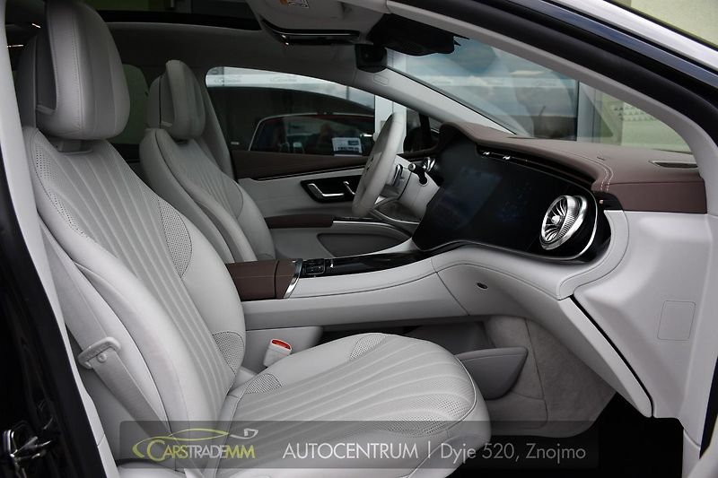 Mercedes-Benz EQS 580 4M HYPERSCREEN K360° 1M - fotka 16 z 59