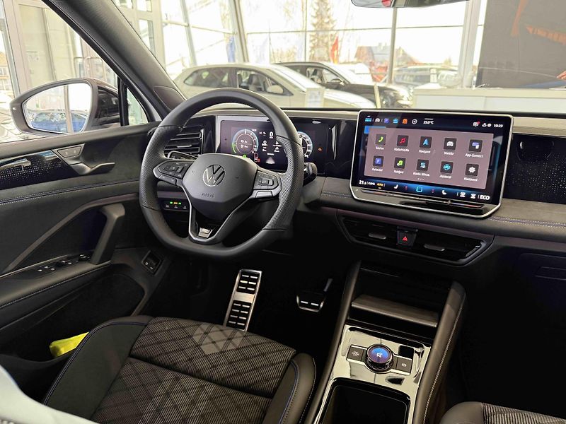 Volkswagen Tiguan (2025) 1,5 TSI 200 kW eHybrid - fotka 8 z 8