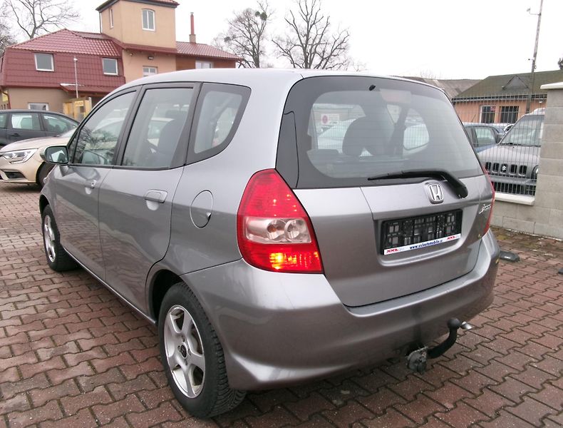 Honda Jazz (2005) 1,3i - ZADÁNO - fotka 6 z 27