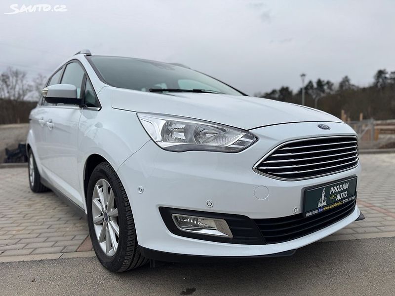 Ford Grand C-MAX 2.0TDCi 110kW kamera - fotka 13 z 28